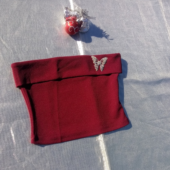 Oboe Wine Cropped Butterfly Top - Picture 5 of 10